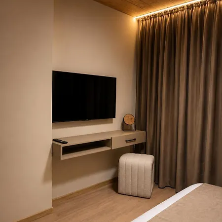 Luxury Apartment-f33 At Grand *