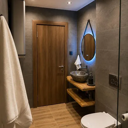 Luxury Apartment-f33 At Grand Daire